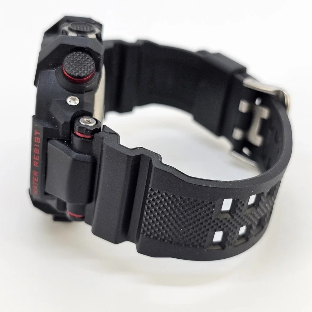 Everlast Sport Digital‎ Men's Watch 52MM Black Case Plastic Bands New Battery